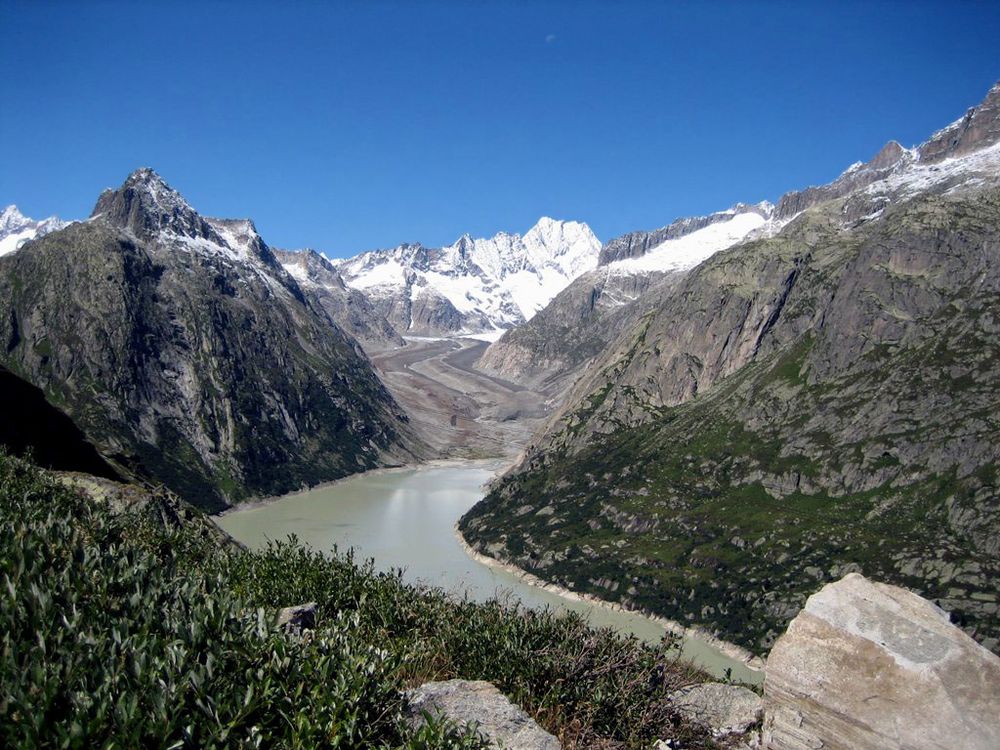Unteraargletscher in 2006.
